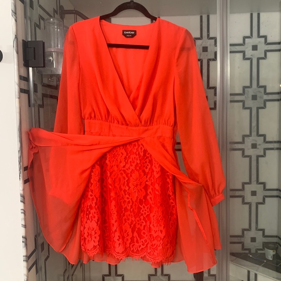Bebe Dress - Picture 1 of 2